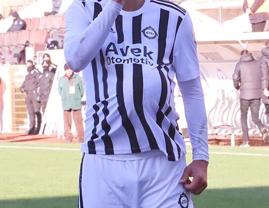 Altay’dan hayati galibiyet